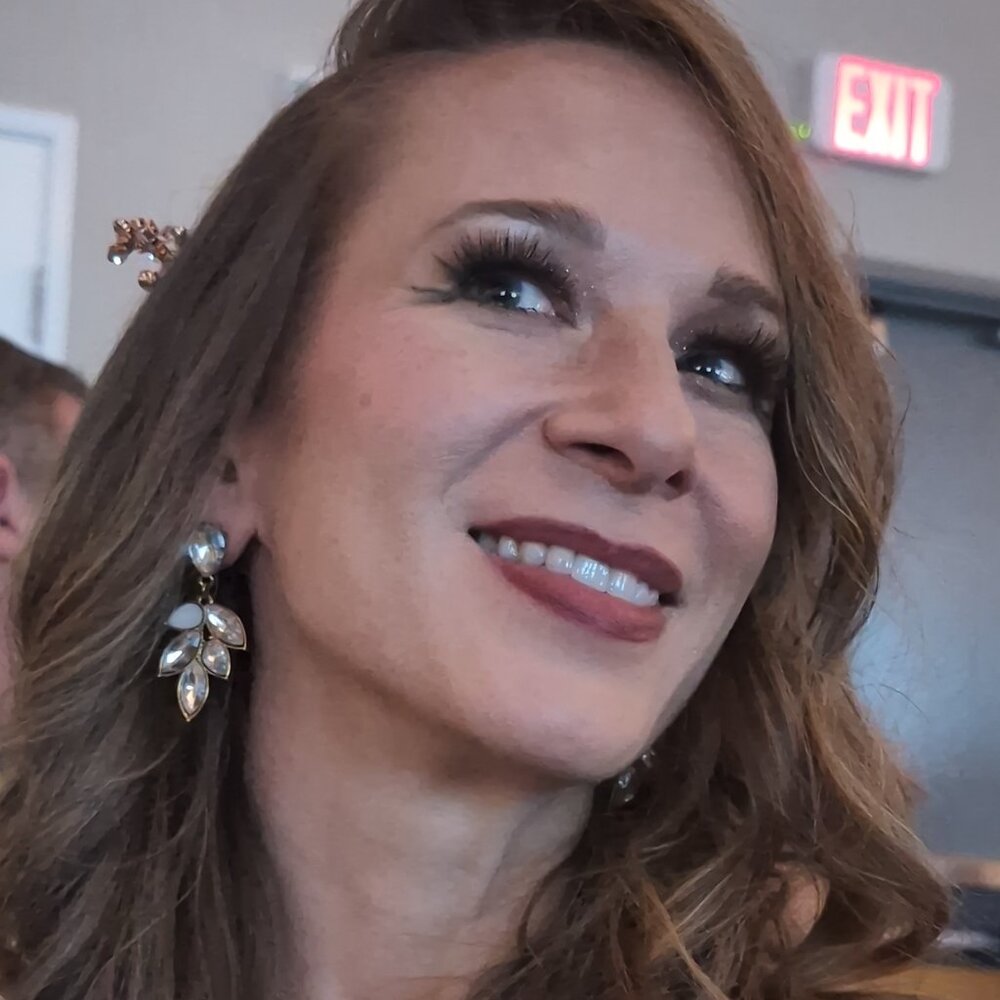 Meet your Posher, Posh